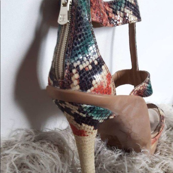 BCGBmaxaziria Daniela HH Exotic Day Sandals! Bundle!$$! - Picture 2 of 9